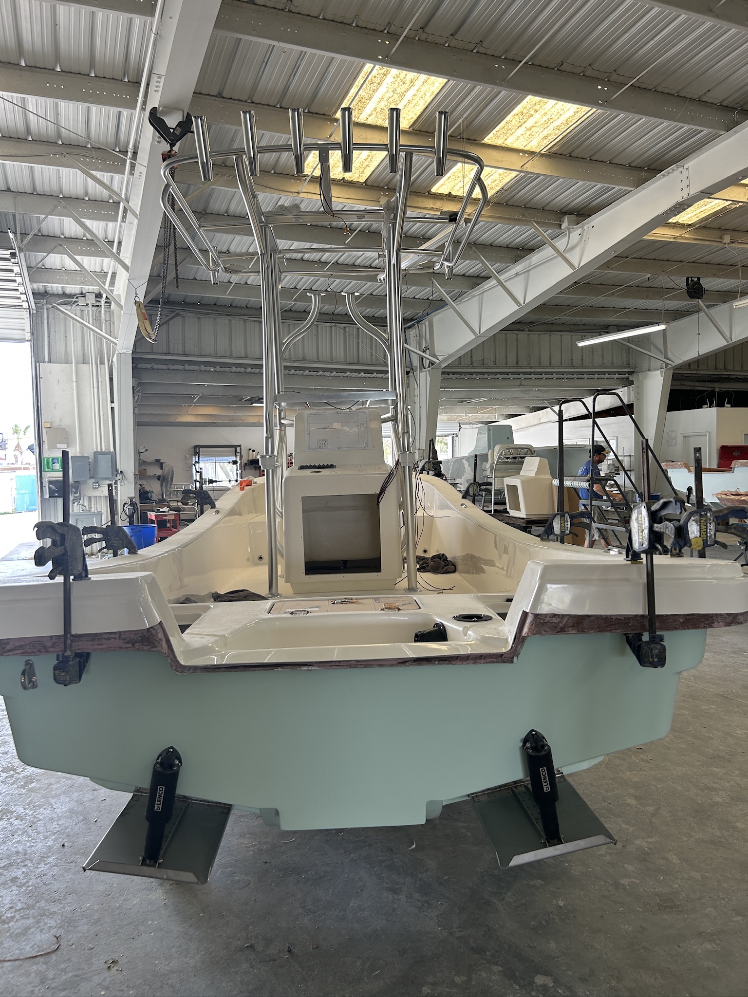22' Bonefish 4